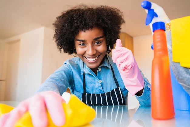 Four Ways To Make Your Cleaning Routine Easy. 